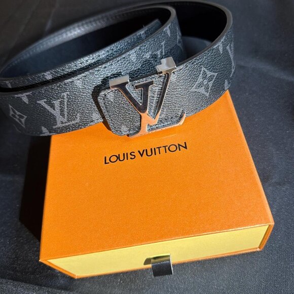 Black and grey monogram Louis Vuitton belt 100/44 - Picture 1 of 2